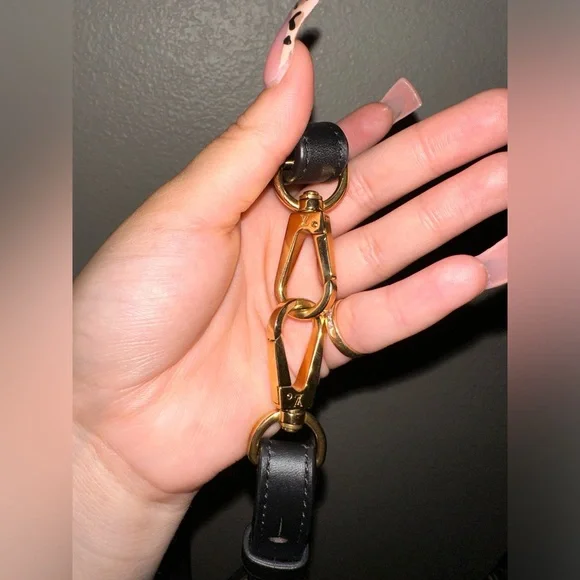 Louis Vuitton Bandoulière XL - Picture 4 of 10